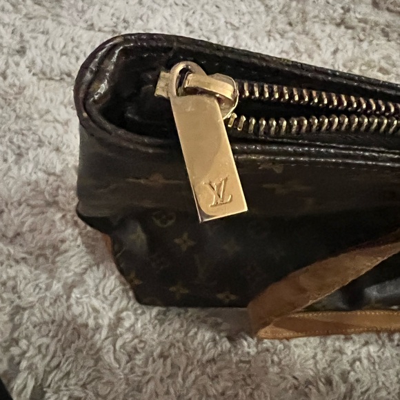 Louis Vuitton Monogram Cabas Mezzo Tote - Picture 10 of 12